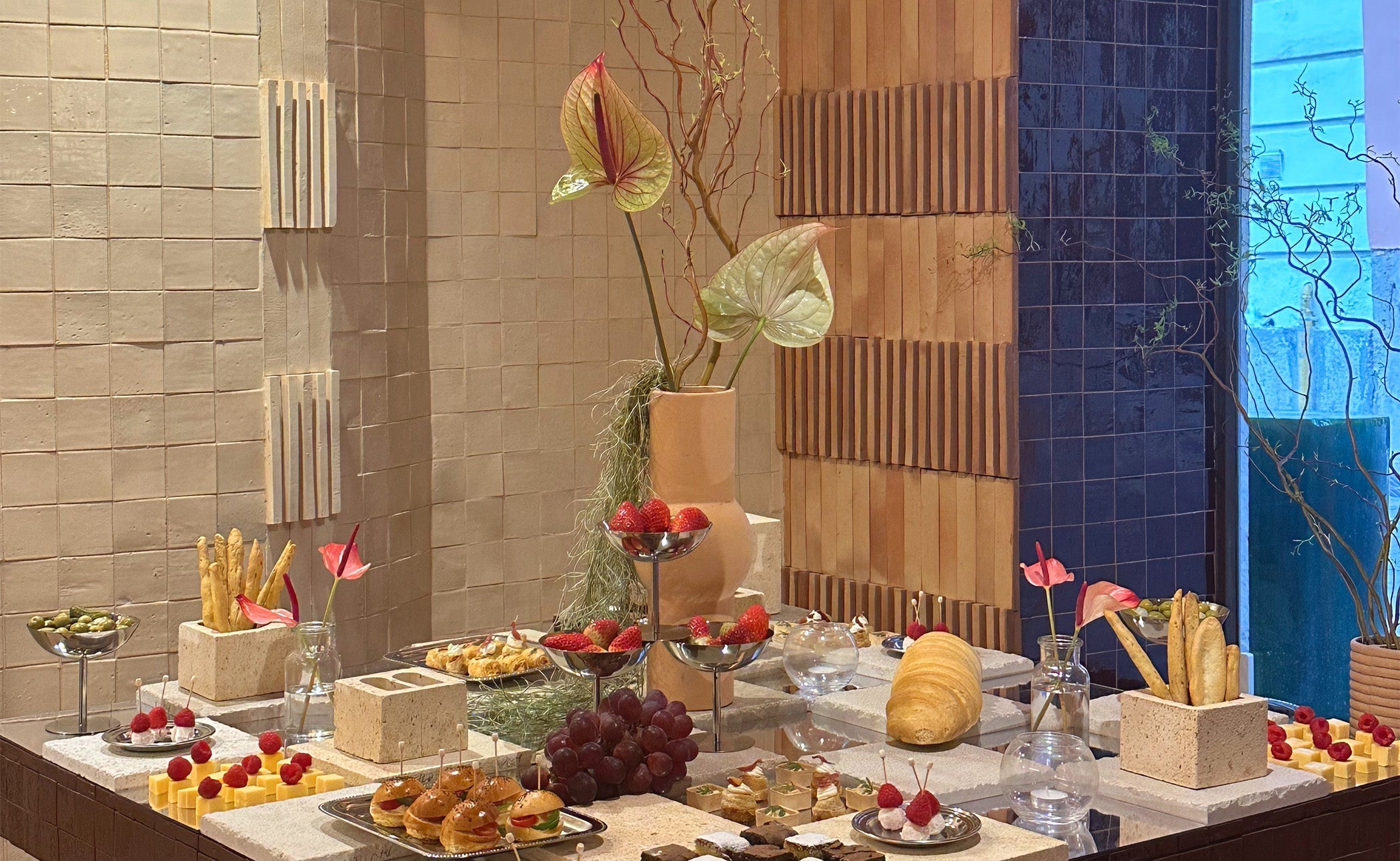 The Gallery, una inauguración con cerámica y chocolate